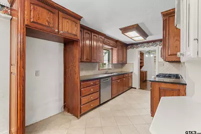2715 S Robertson Ave., Tyler, TX 75701 - Photo 15