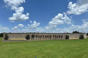 525 Artesian Meadows Dr, Bullard, TX 75757 - Photo 1