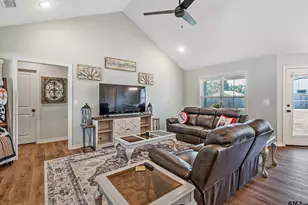 112 Brenlind Ln, Mineola, TX 75773 - Photo 5