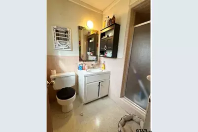 1003 West Point Tap Rd, Palestine, TX 75803 - Photo 5