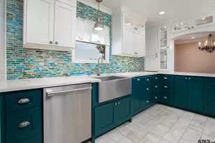 502 W Hubbard St, Lindale, TX 75771 - Photo 11