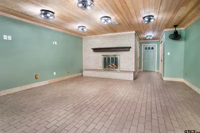 502 W Hubbard St, Lindale, TX 75771 - Photo 3