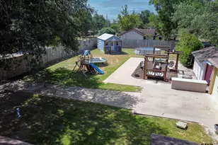 502 W Hubbard St, Lindale, TX 75771 - Photo 35