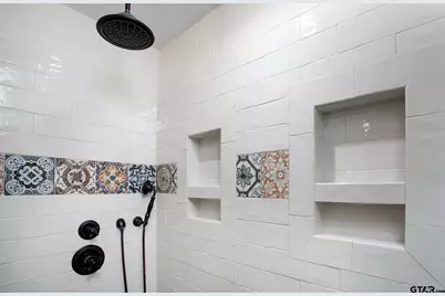 502 W Hubbard St, Lindale, TX 75771 - Photo 25