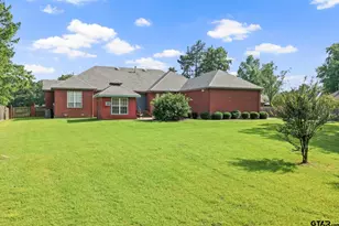 903 Deer Trail Ln, Mt Pleasant, TX 75455 - Photo 39