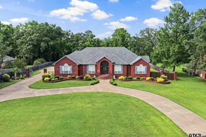 903 Deer Trail Ln, Mt Pleasant, TX 75455 - Photo 1