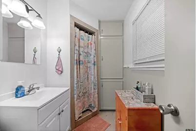 221 N Dayton St, Tyler, TX 75702 - Photo 21