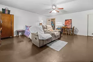 221 N Dayton St, Tyler, TX 75702 - Photo 33