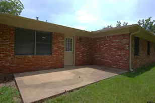 7415 Hollyoak Dr, Tyler, TX 75703 - Photo 15