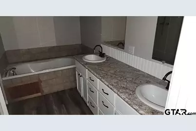 230 E Birmingham, Rusk, TX 75785 - Photo 7