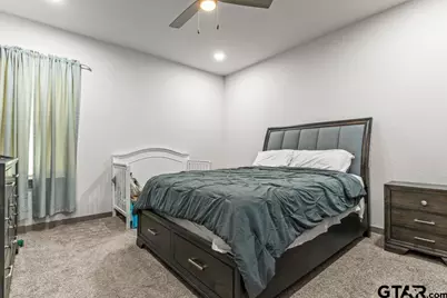 1919 W Jackson St, Tyler, TX 75701 - Photo 17