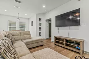 1919 W Jackson St, Tyler, TX 75701 - Photo 7