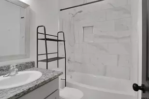 220 Sherman St, Rusk, TX 75785 - Photo 27