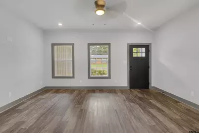 220 Sherman St, Rusk, TX 75785 - Photo 7
