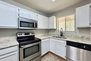 400 W Southtown, Tyler, TX 75703 - Photo 15