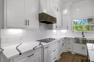 19363 Cedarpark Pl, Lindale, TX 75771 - Photo 9