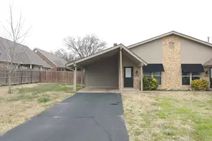 809 Broad St, Chandler, TX 75758 - Photo 1