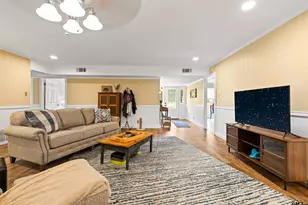 1016 Camellia, Gilmer, TX 75644 - Photo 5