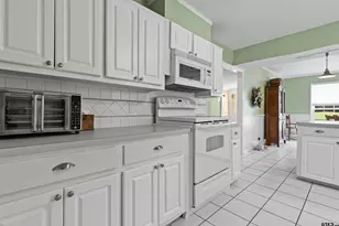 1016 Camellia, Gilmer, TX 75644 - Photo 15