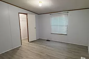 115 Knotty Pine Dr, Chandler, TX 75758 - Photo 13