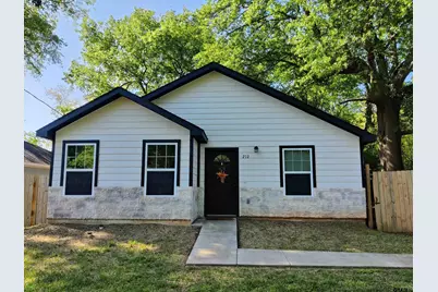 212 Lenox, Pittsburg, TX 75686 - Photo 1