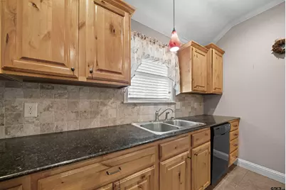 601 Penny Ln., Lindale, TX 75771 - Photo 9