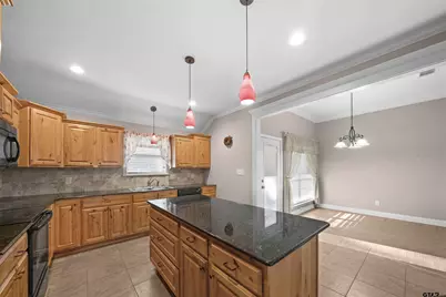 601 Penny Ln., Lindale, TX 75771 - Photo 7