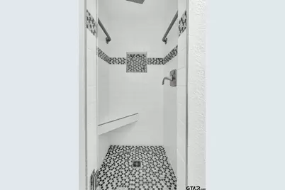 1613 Tanglewood Drive East, Hideaway, TX 75771 - Photo 17