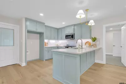 113 W Magnolia, Troup, TX 75789 - Photo 13