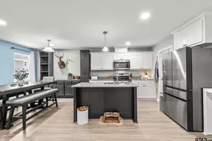 429 Garrett Cir, Winona, TX 75792 - Photo 5