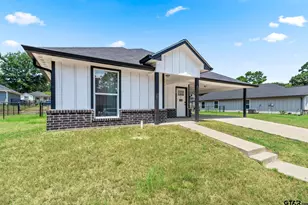 429 Garrett Cir, Winona, TX 75792 - Photo 3