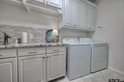 12075 County Road 452, Lindale, TX 75771 - Photo 27