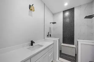 917 N Jackson St, Palestine, TX 75801 - Photo 23