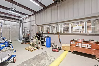 3698 E Marshall Ave, Longview, TX 75602 - Photo 39