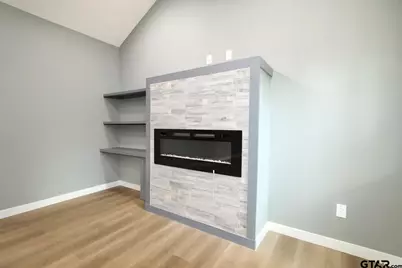 17073 Hillside Dr, Flint, TX 75762 - Photo 9