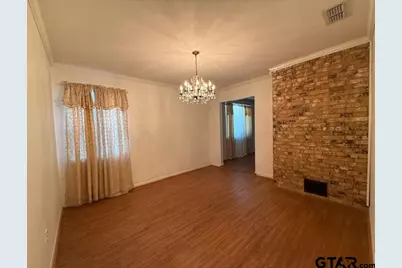 219 Powell, Tyler, TX 75703 - Photo 7