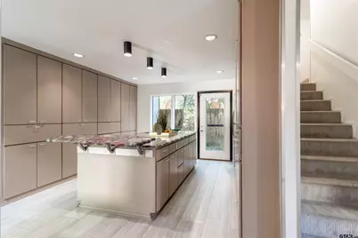 520 E Lake St, Tyler, TX 75701 - Photo 13