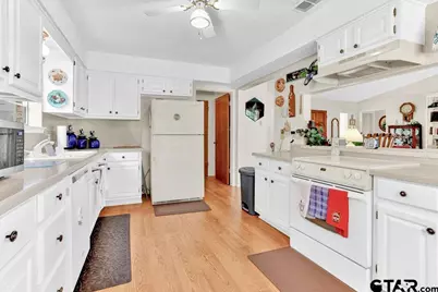 321 Lakeview Drive, Hideaway, TX 75771 - Photo 11