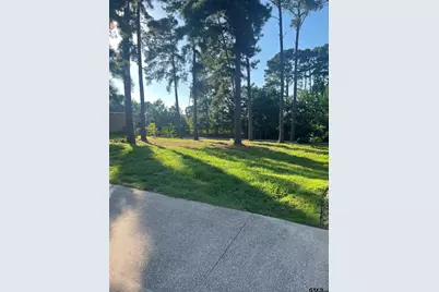 1137 Gardenwood Dr, Tyler, TX 75703 - Photo 3