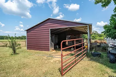 9303 W Cr 468, Henderson, TX 75654 - Photo 11