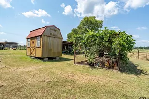 9303 W Cr 468, Henderson, TX 75654 - Photo 23