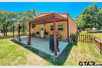 2722 An County Road 359, Palestine, TX 75803 - Photo 1