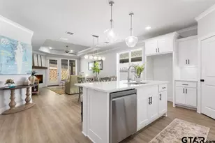 9256 Villas Ct, Tyler, TX 75703 - Photo 11