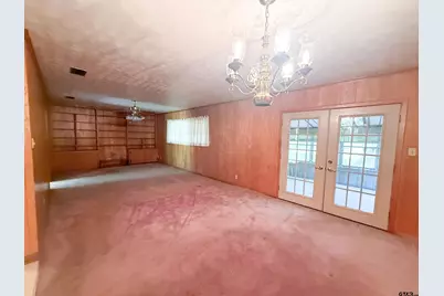 200 Highland Dr, Pittsburg, TX 75686 - Photo 3