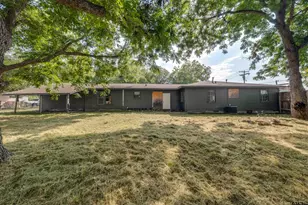 409 W Point Tap Rd, Palestine, TX 75803 - Photo 5