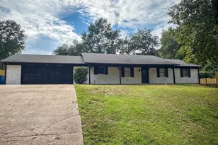 1400 Woodland Hills, Whitehouse, TX 75791 - Photo 1