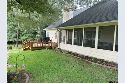 1052 Greenbriar Trl, Holly Lake Ranch, TX 75765 - Photo 31