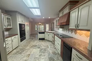 1052 Greenbriar Trail, Holly Lake Ranch, TX 75765 - Photo 17