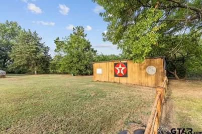 2868 State Highway 37 North, Clarksville, TX 75426 - Photo 29