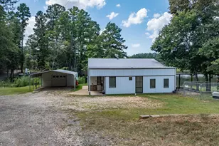 240 Private Rd 5515, Palestine, TX 75801 - Photo 3